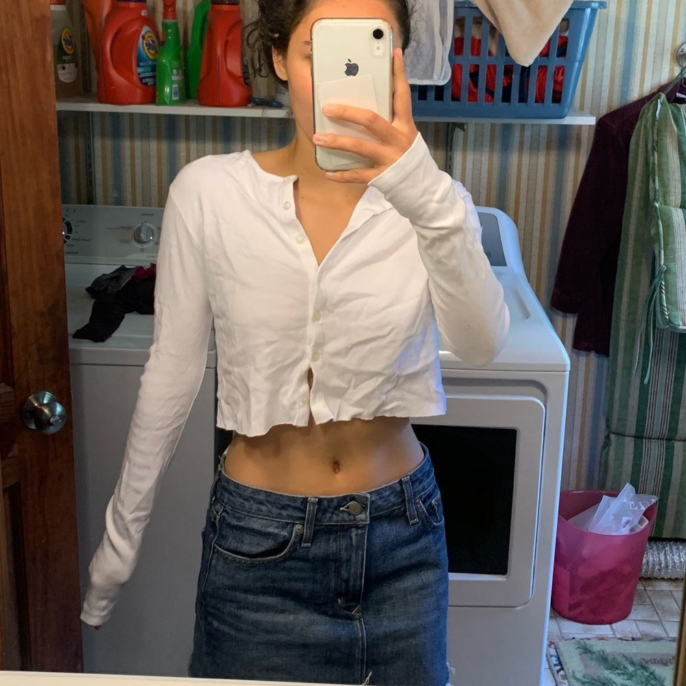 NWOT Brandy Melville Long Sleeve Crop Top